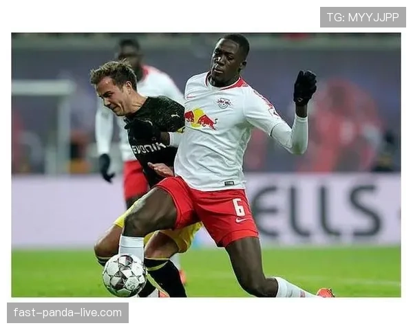 内斯塔与范迪克时代中卫职责演变与防守稳定性差异分析