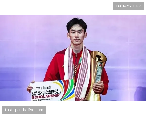 刷到谌龙赛后拎着塑料袋挤地铁，奥运冠军和上班族只差一趟站