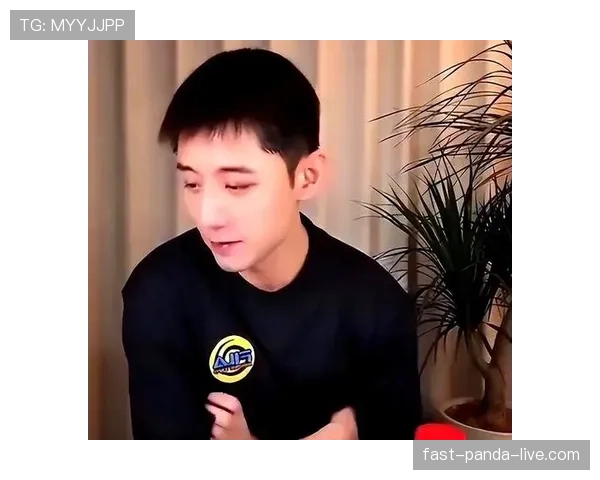 张继科又在朋友圈晒奢侈品，普通人看着都想贫穷式养生了！